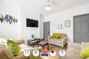 3-bedroom townhouse Short Term Rental & Flexible Renting Lincoln With Free WiFi & Free parking